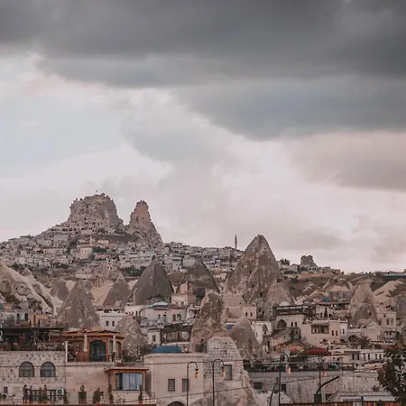 فندق ليوان ستون هاوس