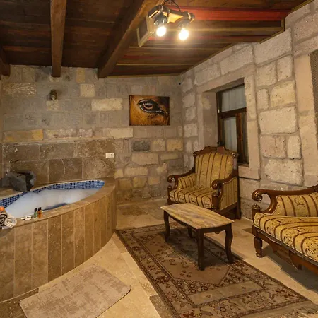 ليوان ستون هاوس 5*
