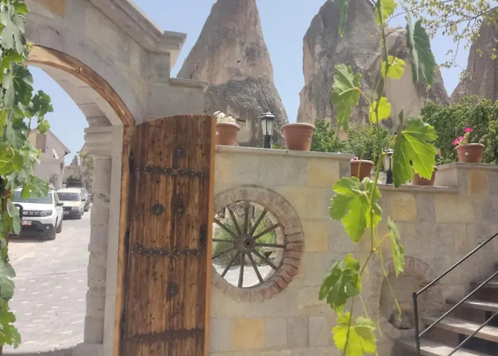 Luwian Stone House 5*